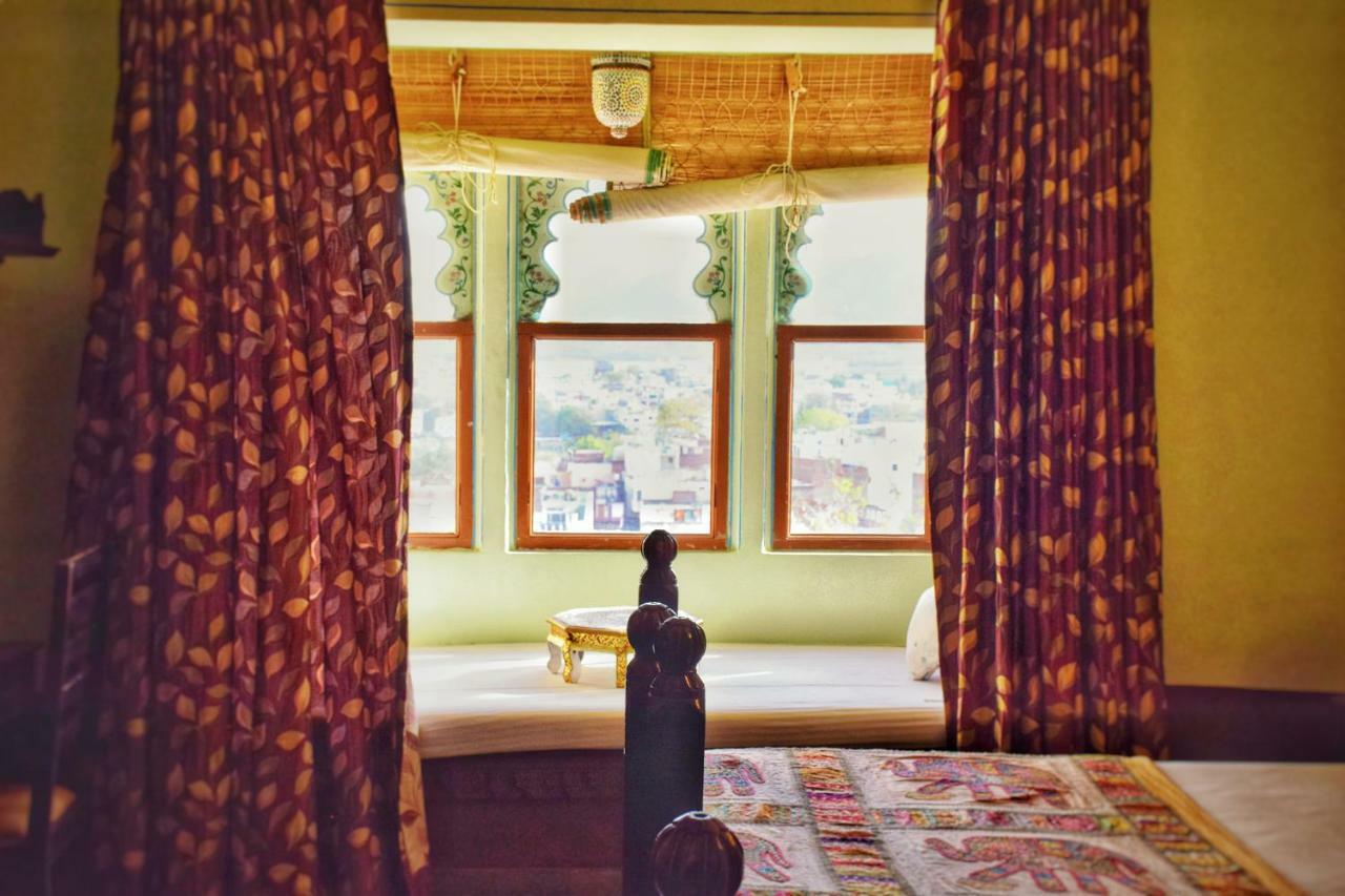 Hotel Kurabar Kothi Удайпур Екстериор снимка