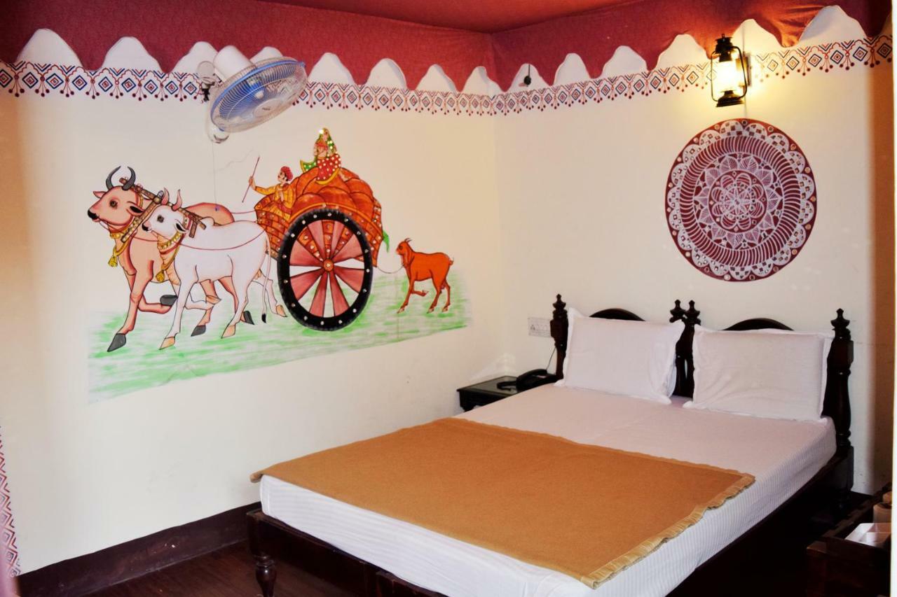 Hotel Kurabar Kothi Удайпур Екстериор снимка